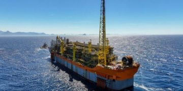 Produção de petróleo da União chega a 244 mil barris por dia em maio 6 FPSO Sepetiba